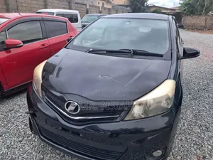 Toyota Vitz 2012 Black