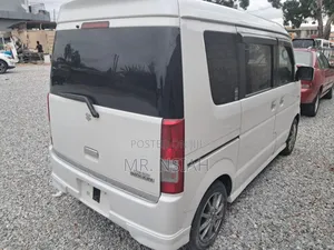 Suzuki APV Minibus 2010 White