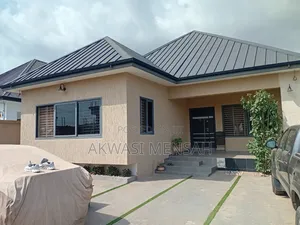 3bdrm House in Ashogman Estate, Police Station for sale
