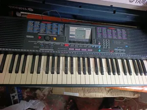 Yamaha Psr220