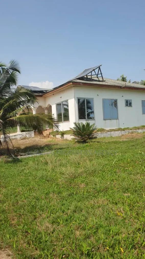 12 Plots of Land at Elmina