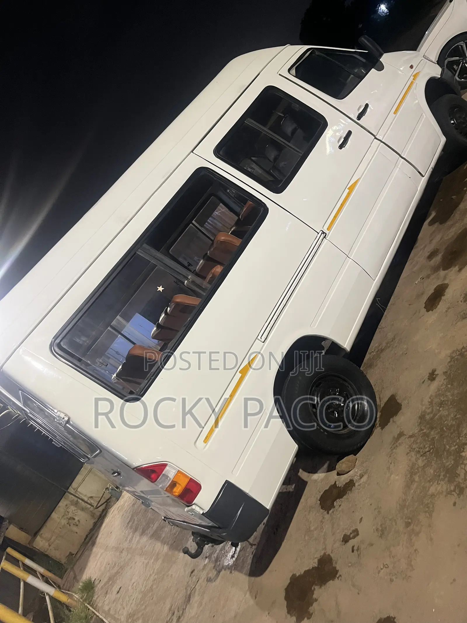 Mercedes-Benz Sprinter 2002 White