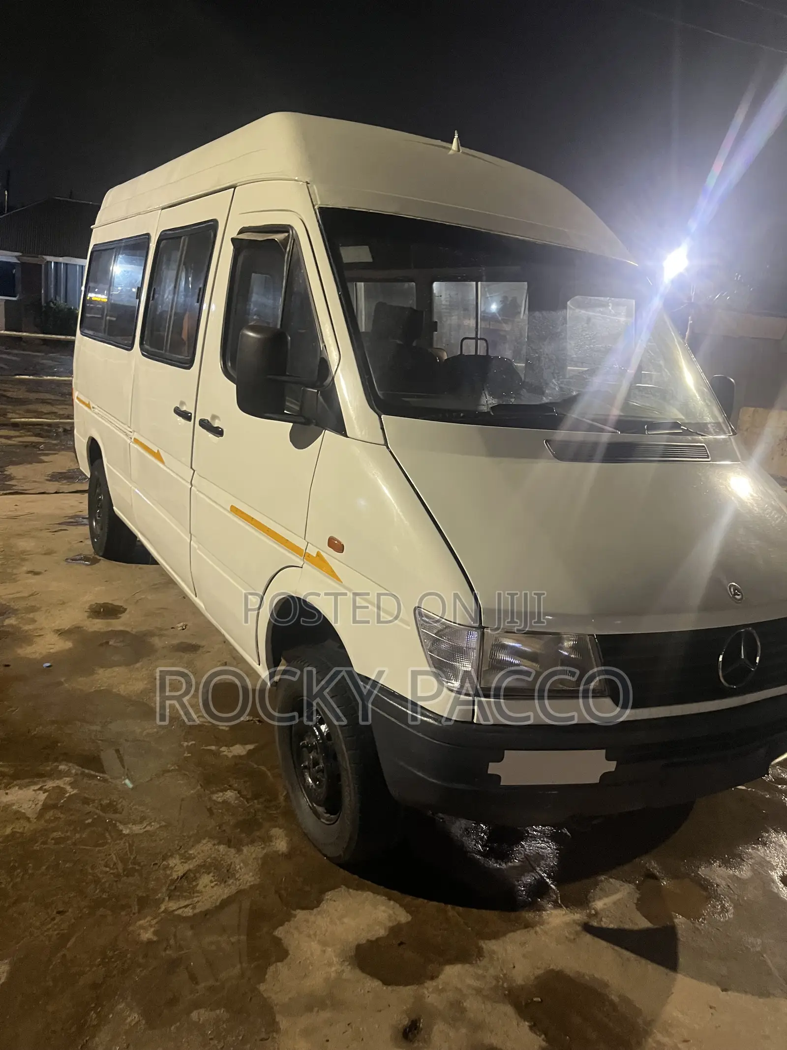 Mercedes-Benz Sprinter 2002 White