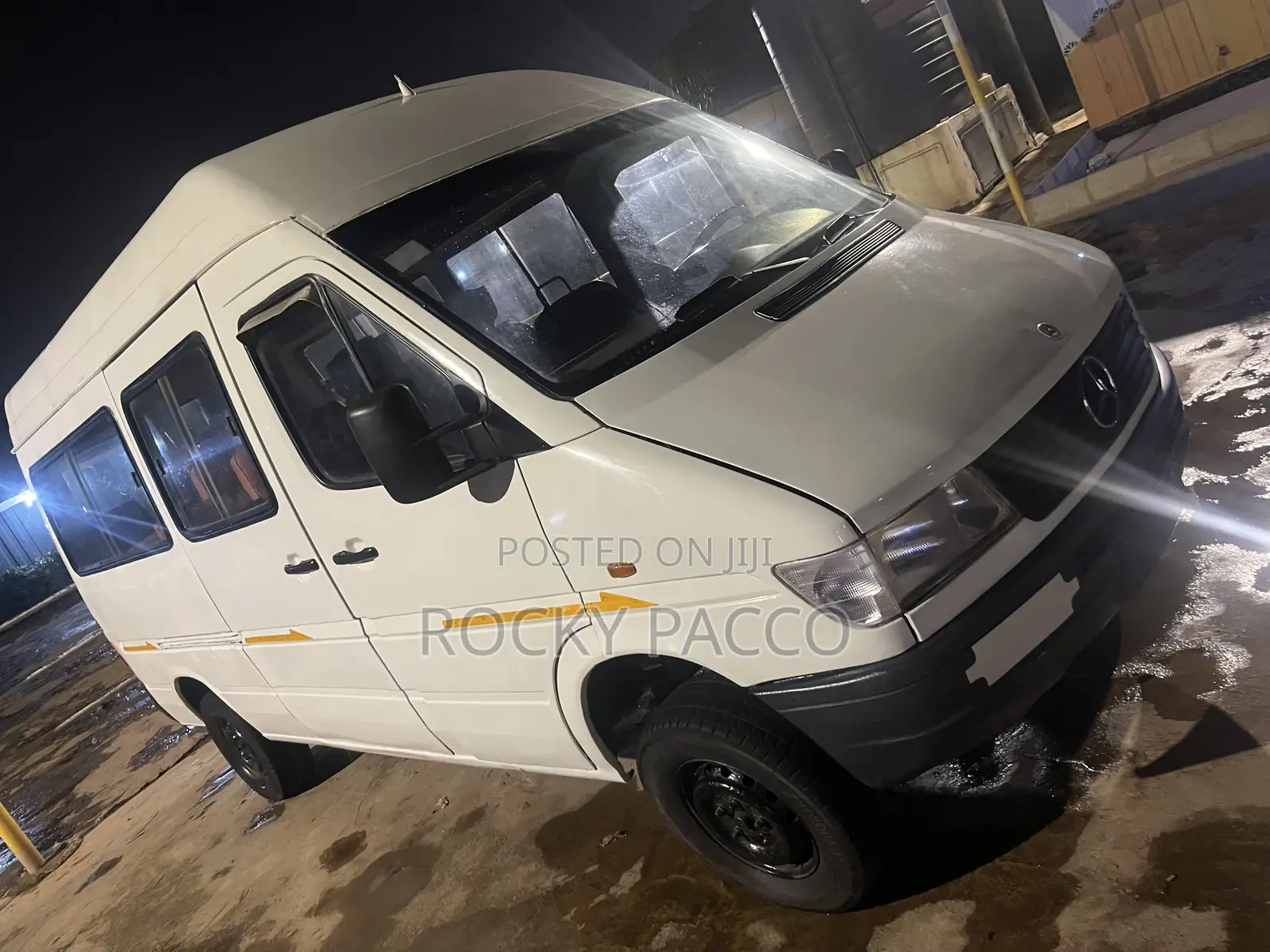 Mercedes-Benz Sprinter 2002 White