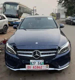 Mercedes-Benz C300 Base 4Matic Sedan AWD (2.0L 4cyl 7A) 2017 Blue