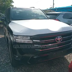 Toyota Land Cruiser 2025 Black