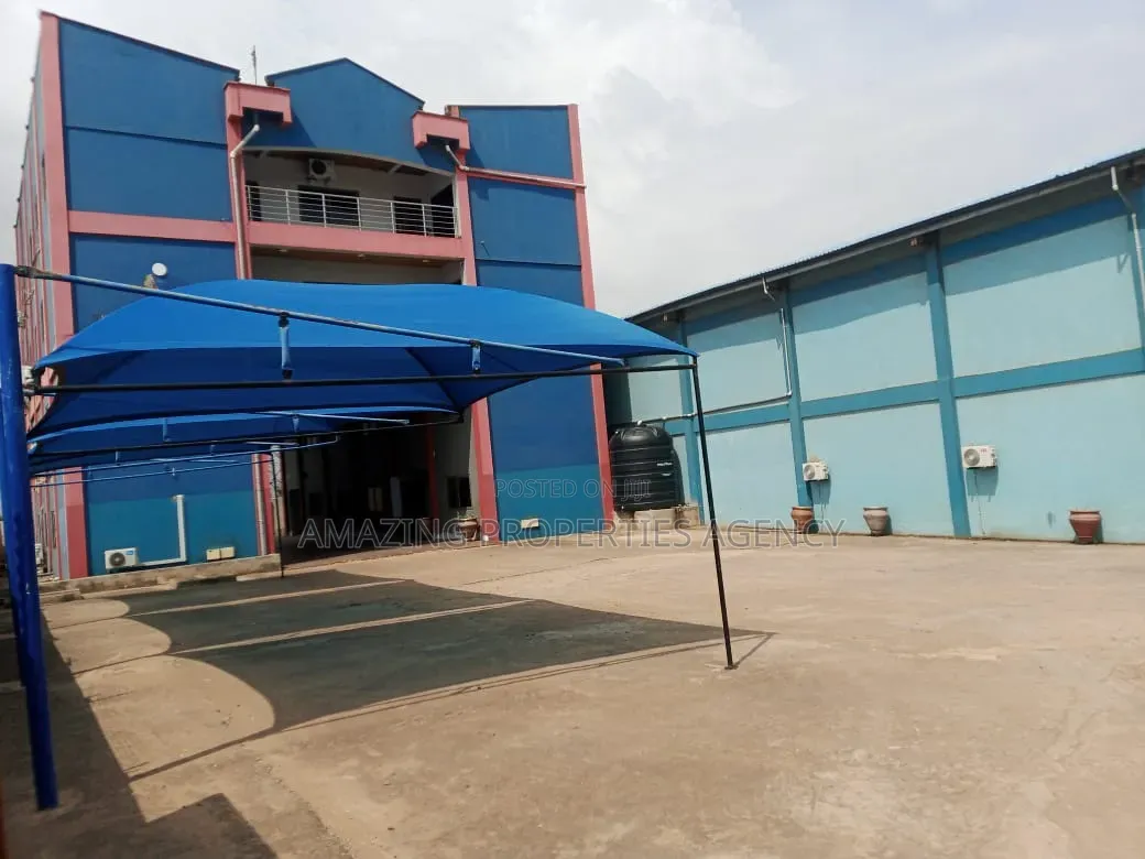 1500 Square Meter Warehouse,
Price $5 Per Meter