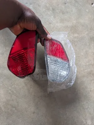 Mitsubishi Outlander 2016,2017,2018,2019 Back Bumper Reflector