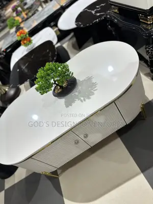 An Eye Catching and Classic Marble Center Table
