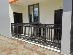 1bdrm Apartment in Items Property, Barrier for rent