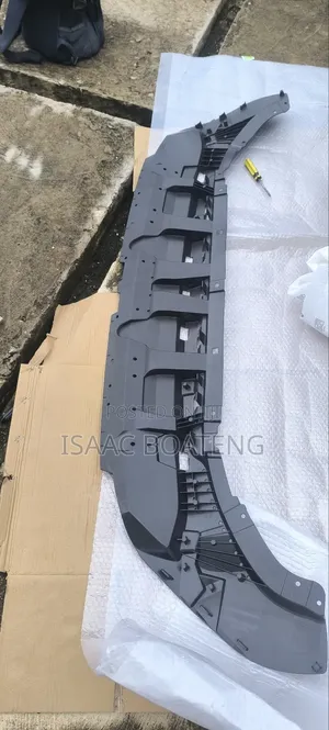 Audi Q8 Radiator Cover