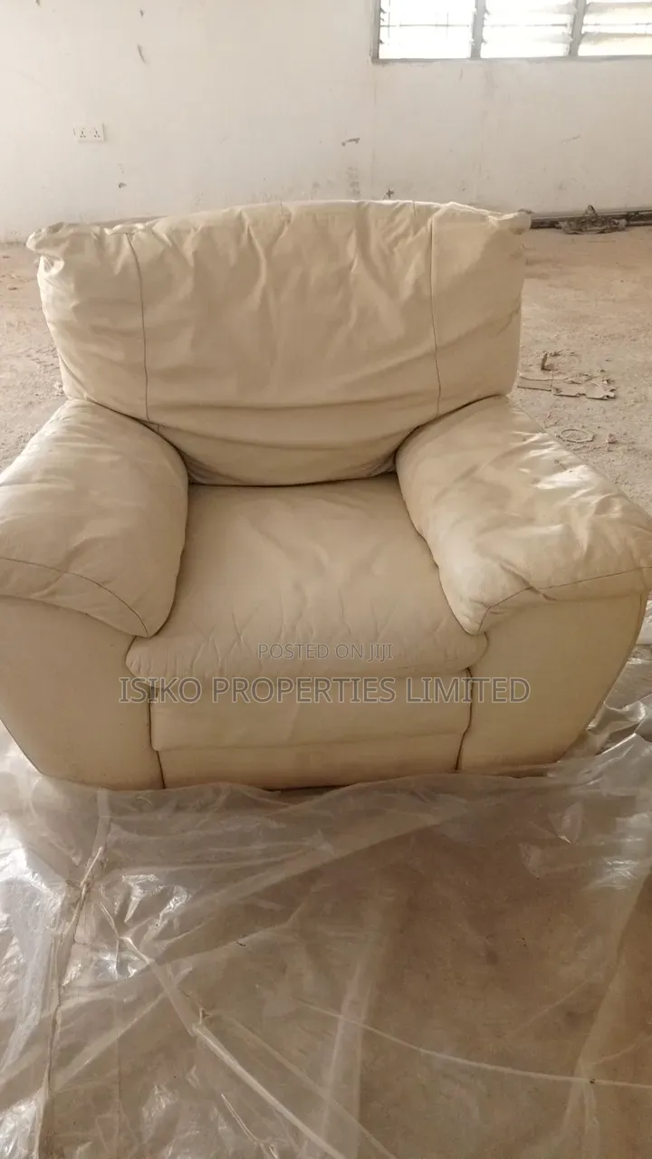 Foreign Used Sofa Chairs Single and Double
