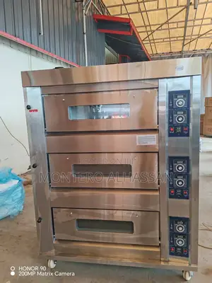 Gas Oven 3 Deck 6 Trays
