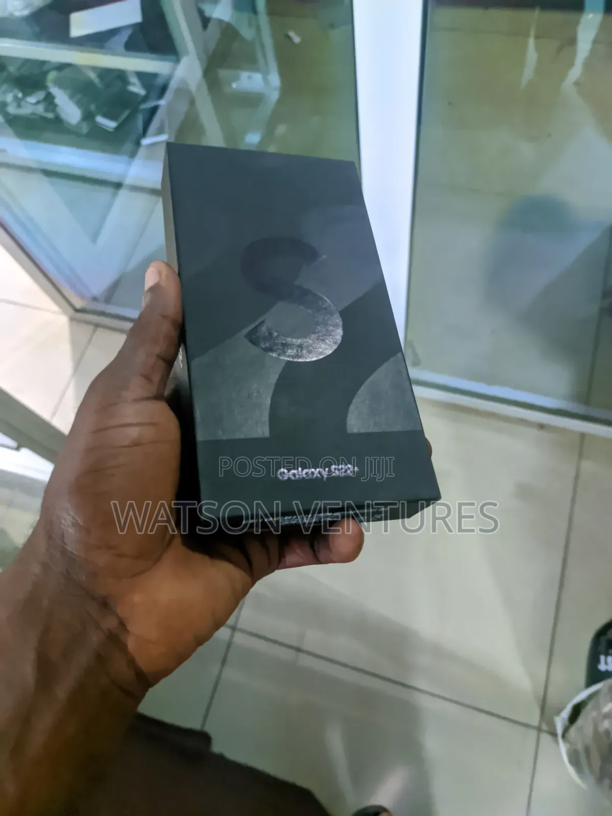 New Samsung Galaxy S22+ 5G 128 GB Gold
