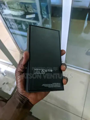 New Samsung Galaxy S21 5G 128 GB Black