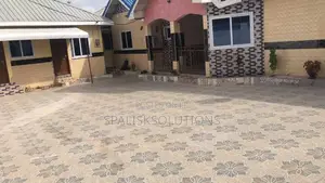 Furnished 9bdrm House in Kasoa for sale