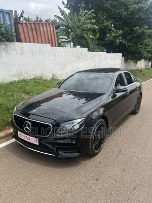 Mercedes-Benz E350 2016 Black