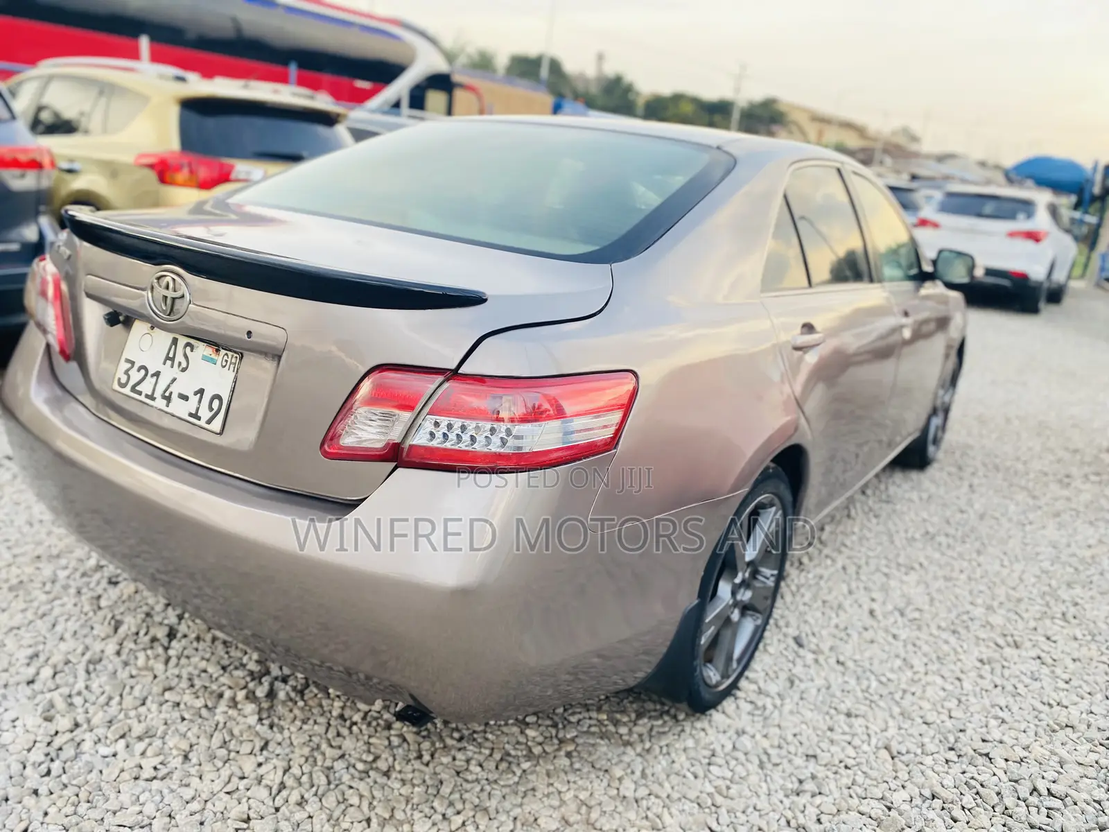 Toyota Camry Base 4dr Sedan (2.4L 4cyl 5M) 2009 Gray