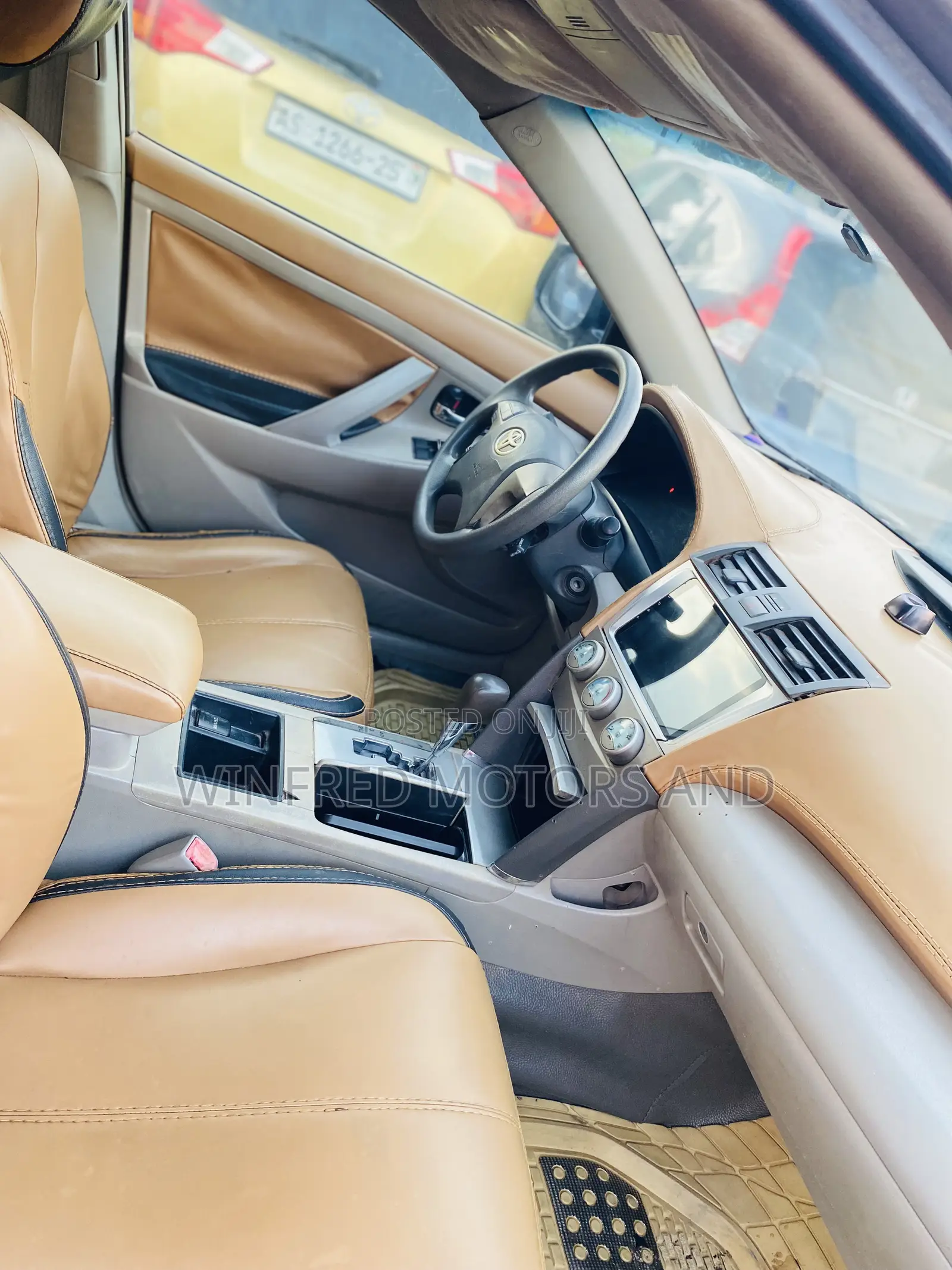 Toyota Camry Base 4dr Sedan (2.4L 4cyl 5M) 2009 Gray