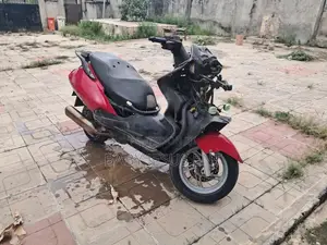 Aprilia Atlantic 2010 Red