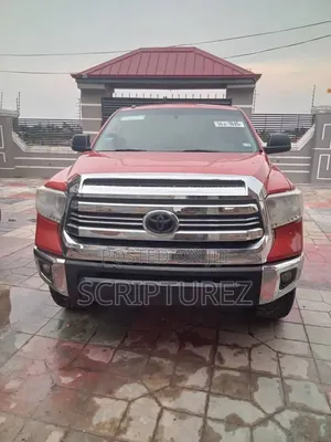 Toyota Tundra 2017 Orange