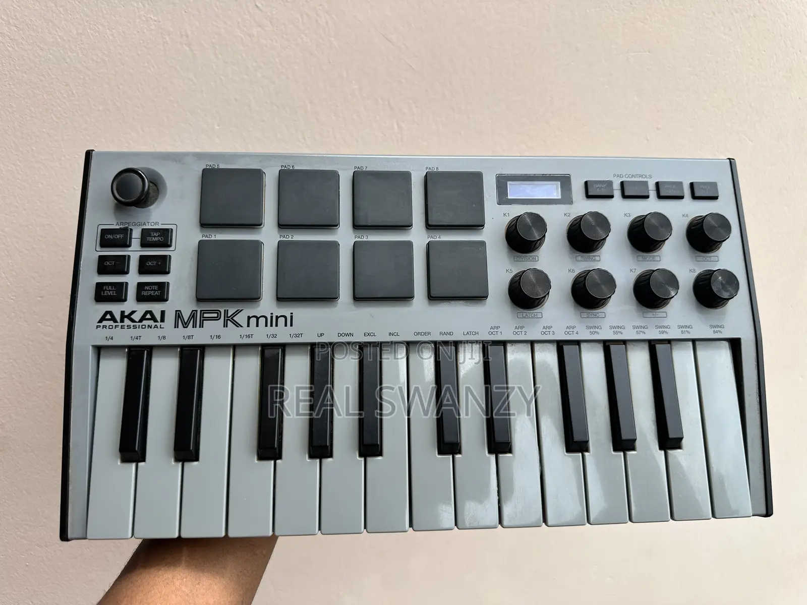 Akai MPK Mini