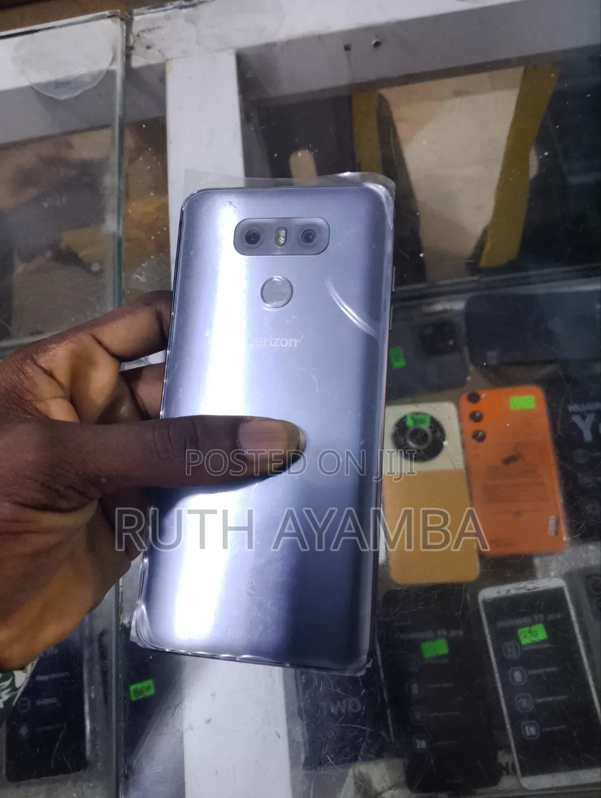 New LG G6 64 GB Gray