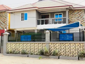 5bdrm Duplex in Felmic Real Estate, Amasaman for rent