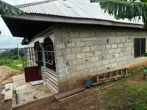 2bdrm House in Kwabre for sale