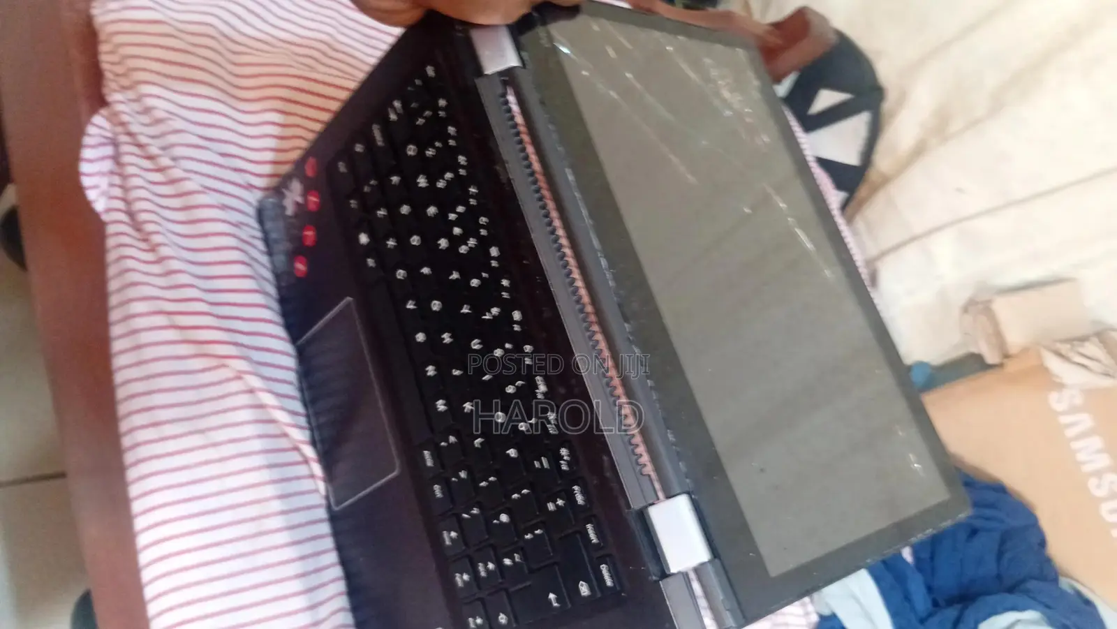 Laptop Lenovo Y50 4GB AMD A6 HDD+SSD 256GB