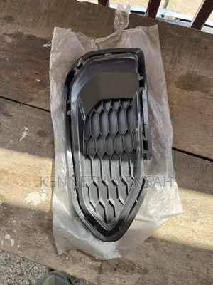 Honda Fit 2017 2018 2019 Foglight Cover Seal