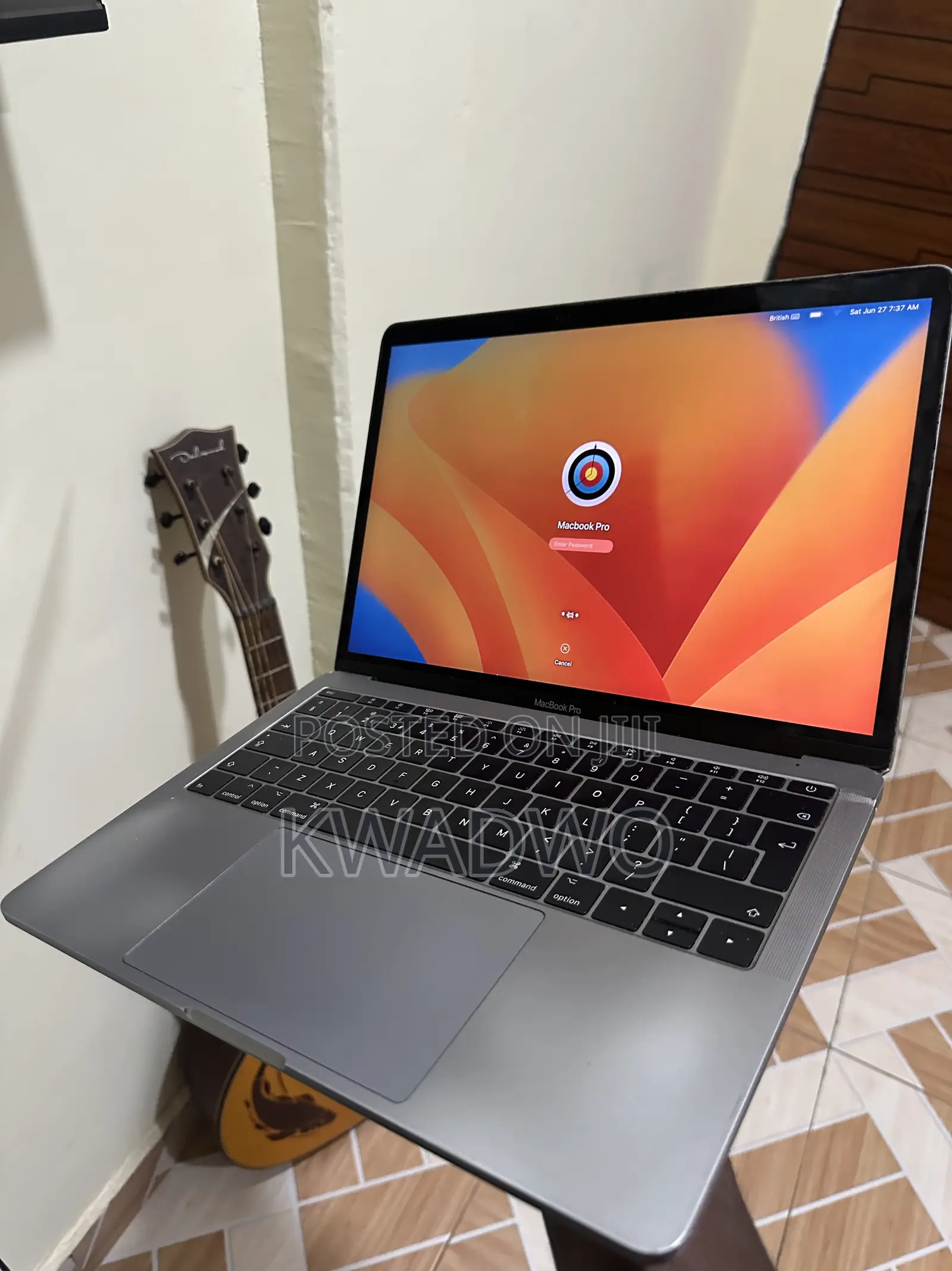 Laptop Apple MacBook Pro 2017 8GB Intel Core i5 SSD 512GB