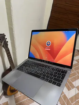 Laptop Apple MacBook Pro 2017 8GB Intel Core i5 SSD 512GB