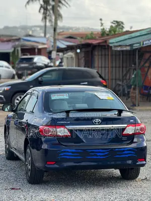 Toyota Corolla LE 4dr Sedan (1.8L 4cyl 4A) 2012 Blue