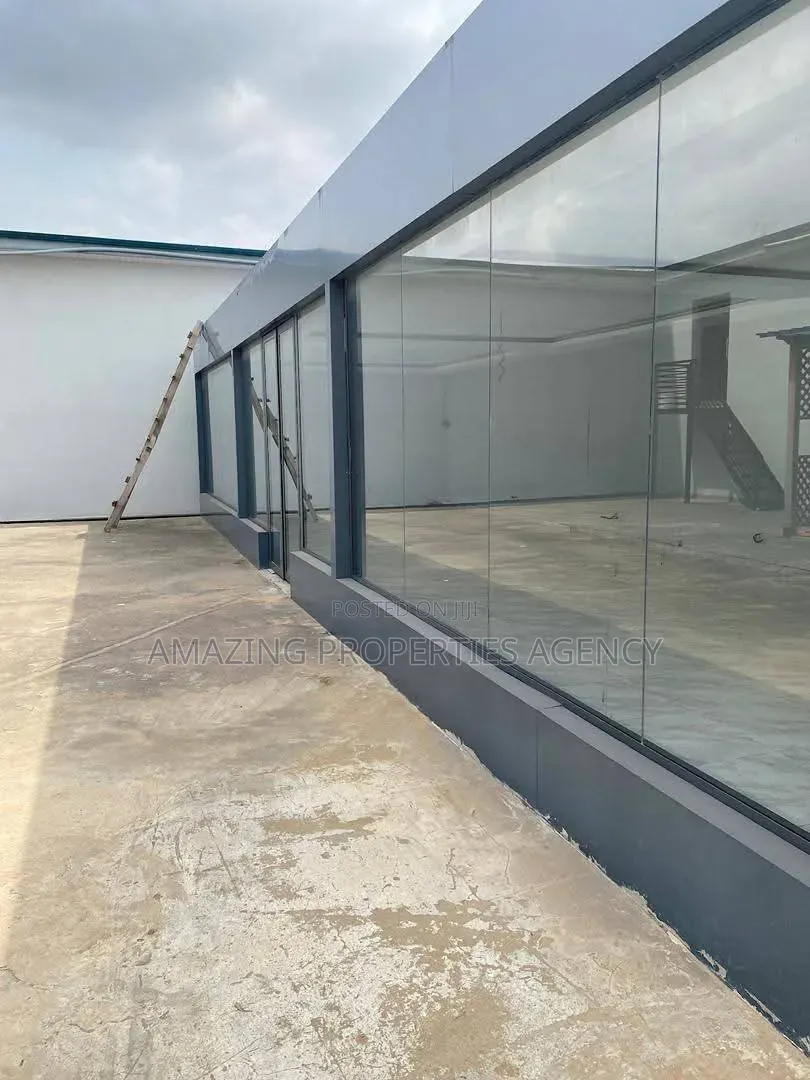Warehouse and an Office Complex for Sale * Lapaz