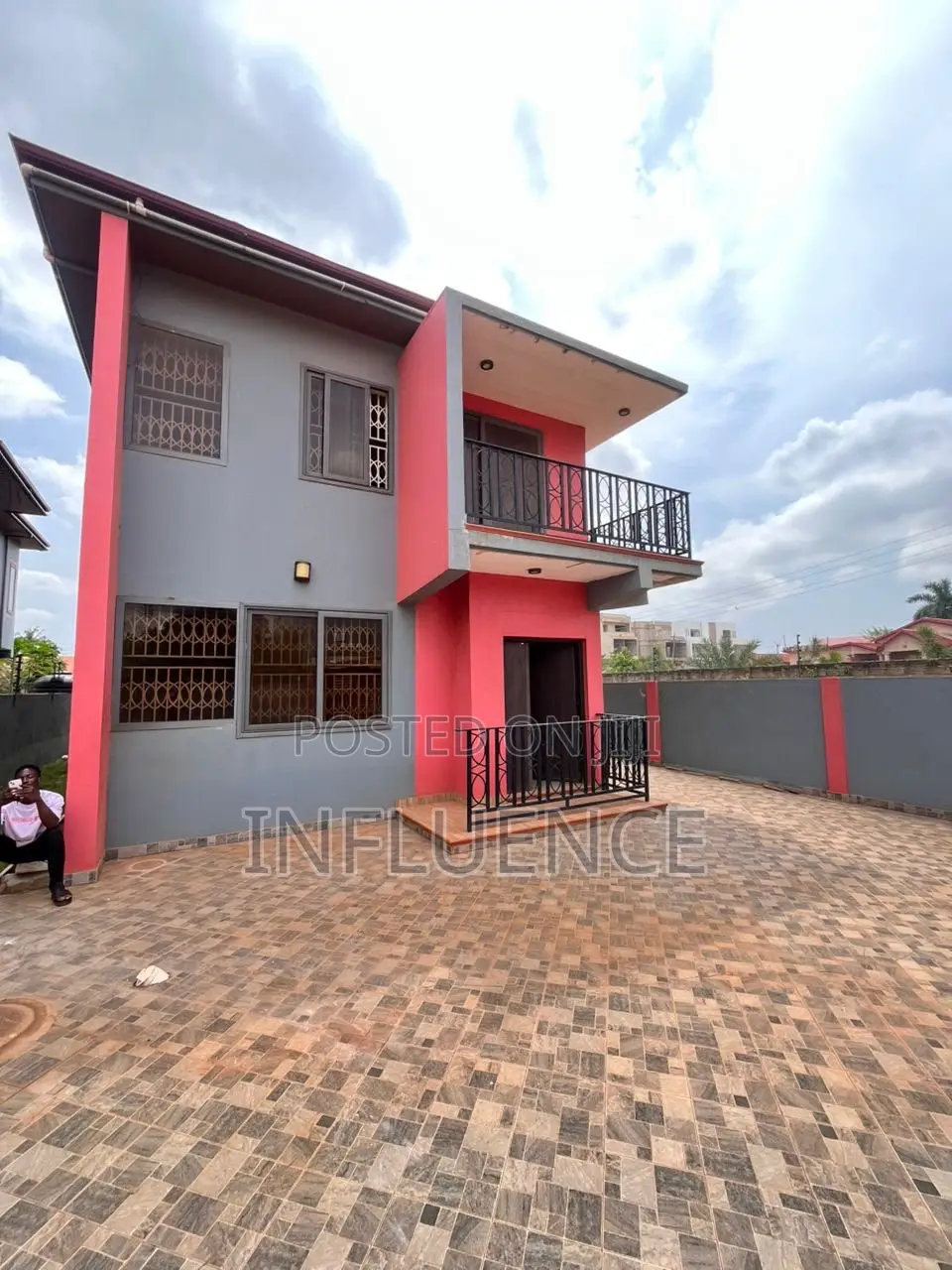3bdrm House in East Legon for rent