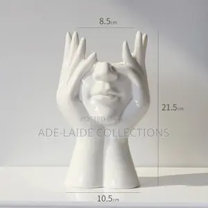 Makeup (Brushes Ceramic Vase)