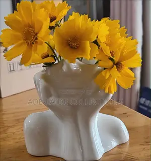 Makeup (Brushes Ceramic Vase)