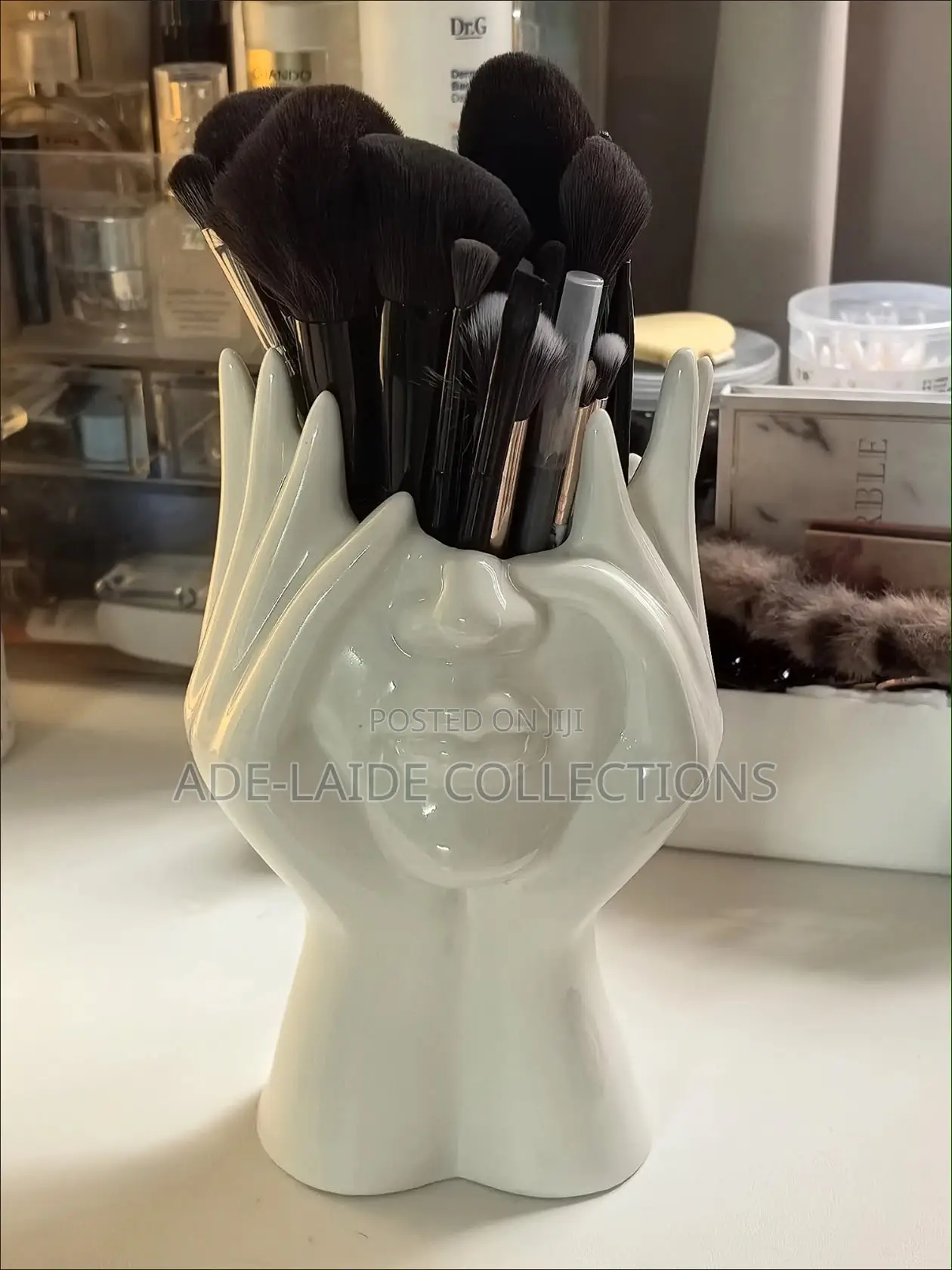 Makeup (Brushes Ceramic Vase)