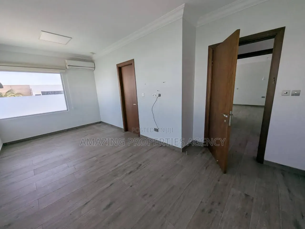 5bdrm House in Airport Hills for sale