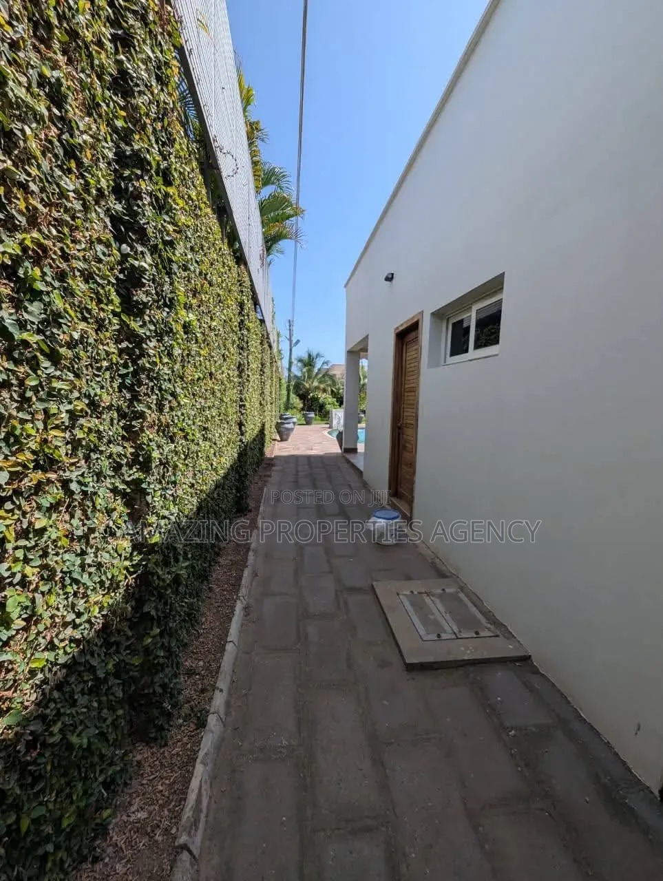 5bdrm House in Airport Hills for sale