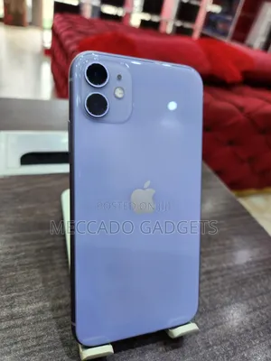 Apple iPhone 11 64 GB Purple