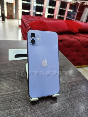 Apple iPhone 11 64 GB Purple