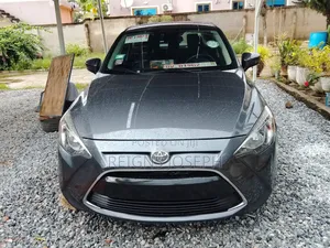Toyota Yaris iA 1.5 FWD 2018 Gray