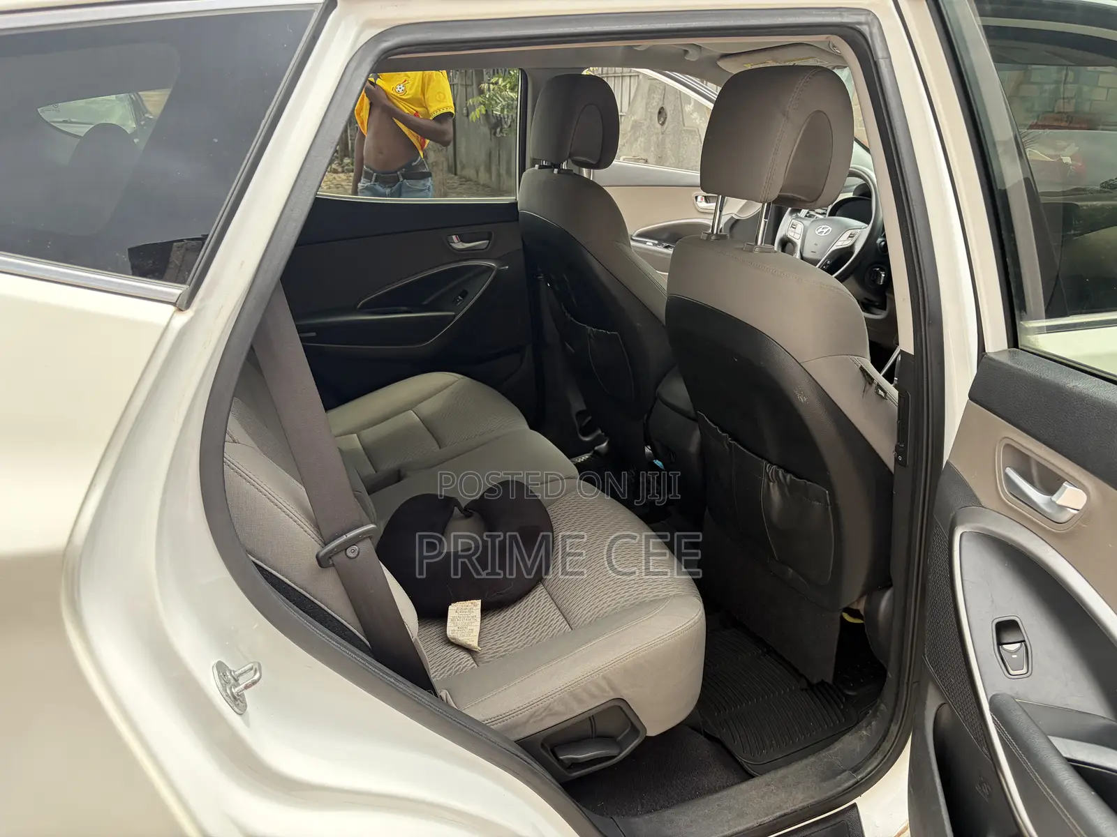 Hyundai Santa Fe 2013 White