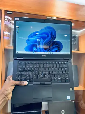 Laptop Dell Latitude 14 5480 8GB Intel Core i5 SSD 256GB