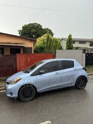 Toyota Yaris 2012 Blue