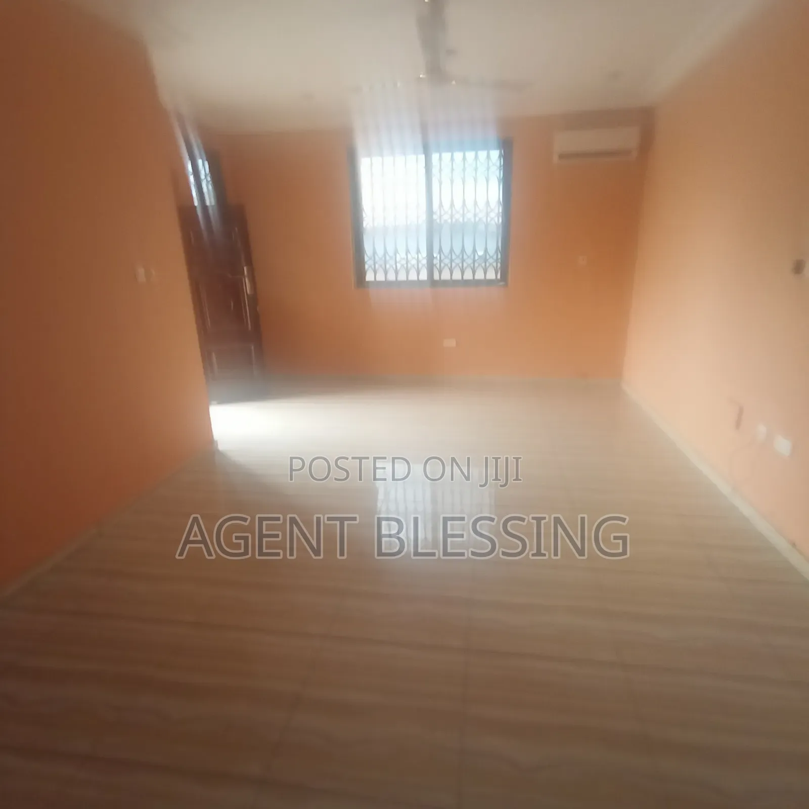 3bdrm Apartment in Afienya-Mataheko, Tema Metropolitan for rent