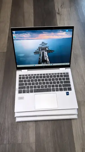 Laptop HP Elite x360 830 G10 16GB Intel Core i7 SSD 512GB