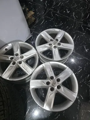 2014 Toyota Camry Se Rims